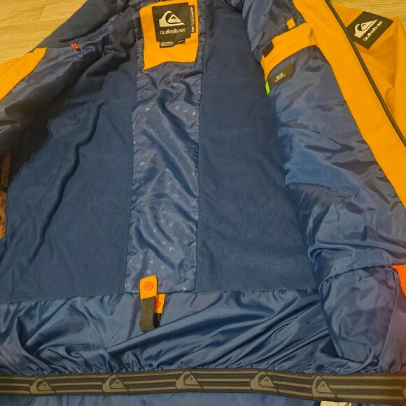 Quiksilver 18K DryFlight Snow Jacket - Picture 5 of 7